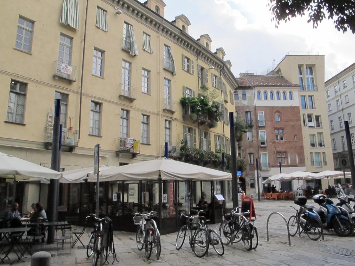 Le Porte Di Marzo Turin Bagian luar foto