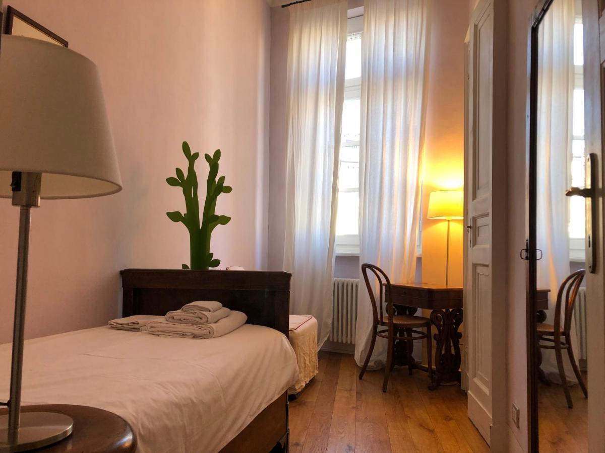 Le Porte Di Marzo Turin Bagian luar foto